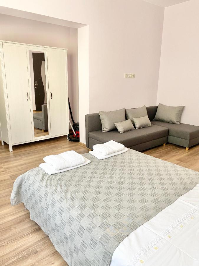 Central Apartment Płowdiw Zewnętrze zdjęcie